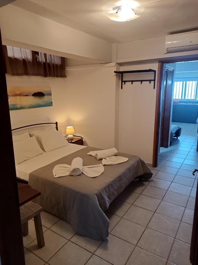 Appartamento Voulias Αpartments Kini Esterno foto