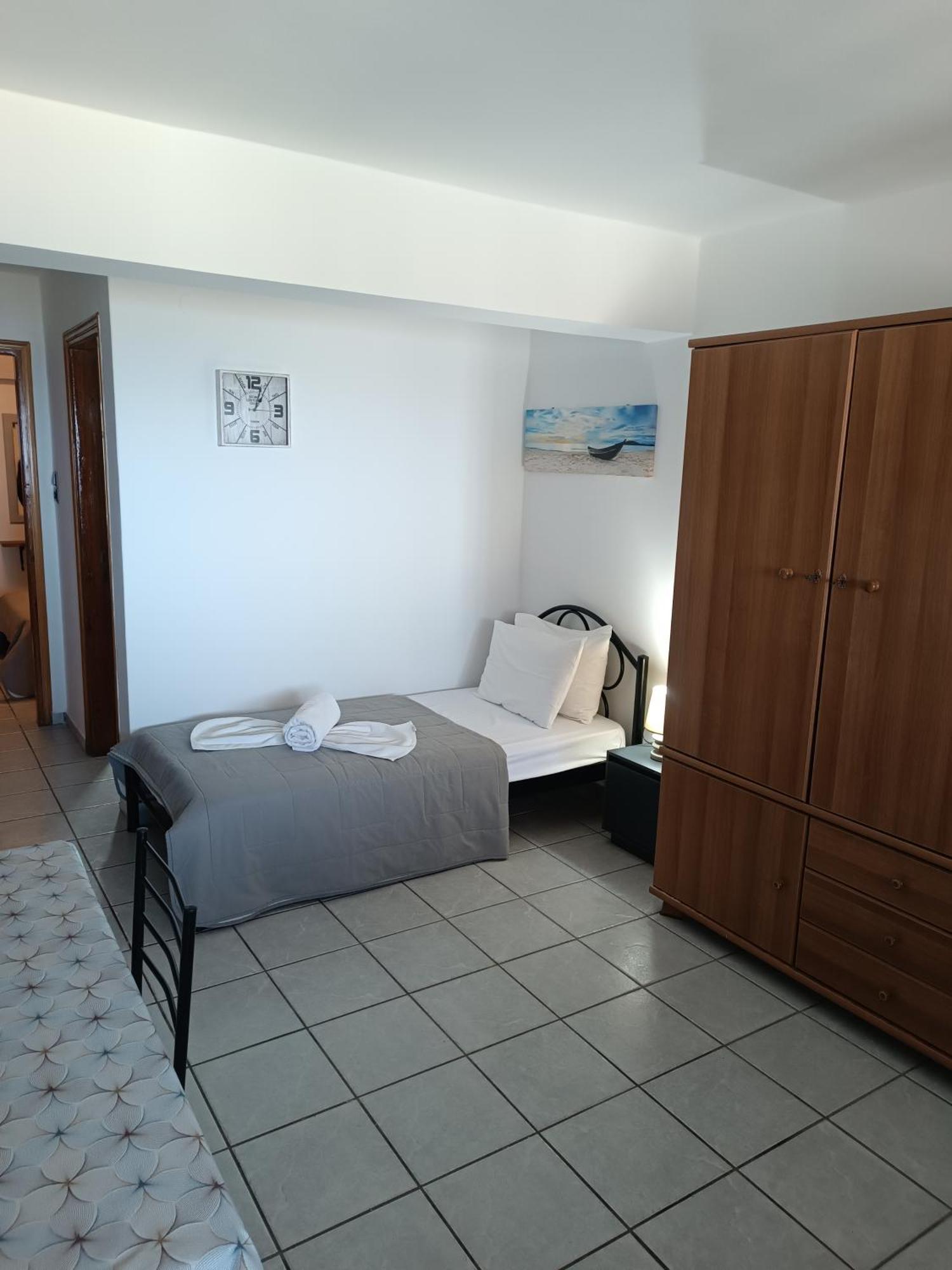 Appartamento Voulias Αpartments Kini Camera foto